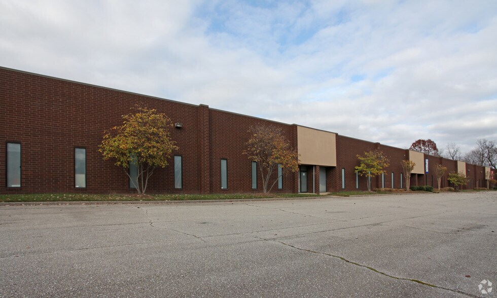 6761 Baymeadow Dr, Glen Burnie, MD à louer - Photo de l’immeuble – Image 3 sur 7