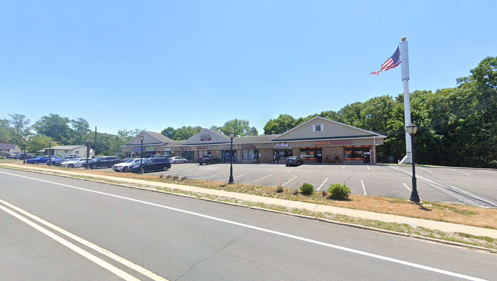 260 Smithtown Blvd, Nesconset, NY à louer Photo de l’immeuble– Image 1 sur 9