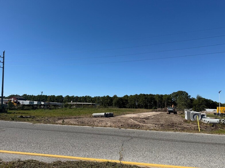 11731 C E King Parkway, Houston, TX à vendre - Photo de l’immeuble – Image 1 sur 4