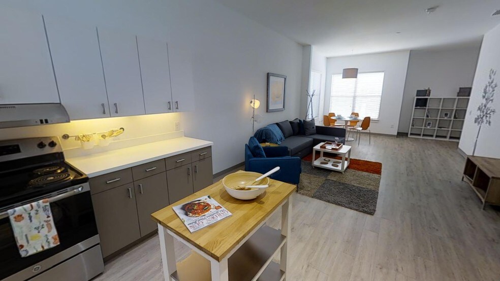 270 E Bay St, Lakeland, FL à vendre - Numérisation 3D Matterport – Image 2 sur 61