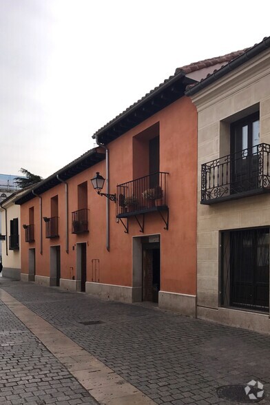Calle Bedel, 6, Alcalá de Henares, Madrid à vendre - Photo de l’immeuble – Image 2 sur 2