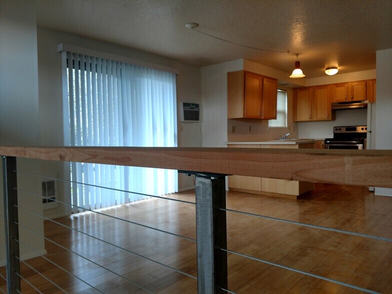 Portland Residential portefeuille de 7 biens à vendre sur LoopNet.fr - Photo principale – Image 3 sur 5