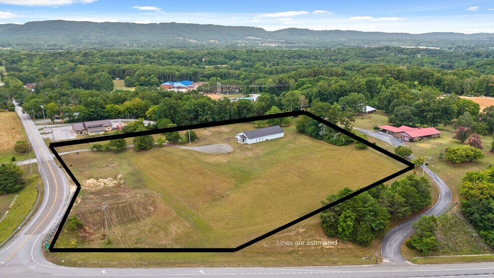 8959 Career Ln, Harrison, TN à vendre - Photo de l’immeuble – Image 2 sur 43