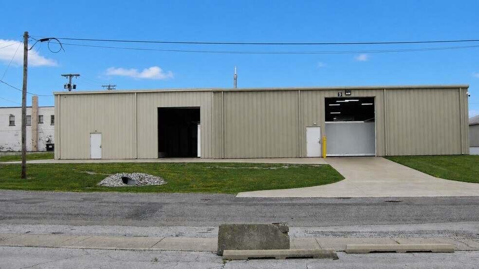3811 Pontiac st, Fort Wayne, IN à vendre - Photo de l’immeuble – Image 3 sur 4