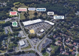 365-380 Feura Bush Rd, Glenmont, NY à louer Photo de l’immeuble– Image 2 sur 2