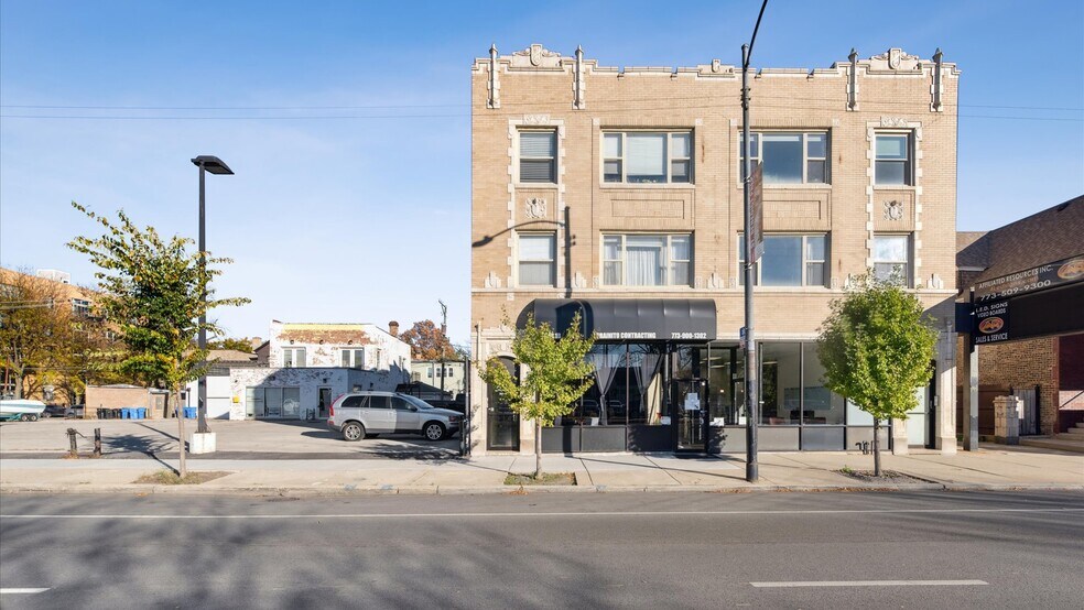 3839-3843 N Western Ave, Chicago, IL à vendre - Photo de l’immeuble – Image 1 sur 15