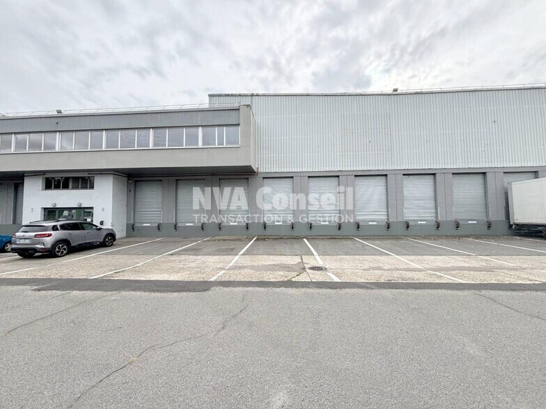 Industriel/Logistique dans Herblay-sur-Seine à louer - Photo de l’immeuble – Image 2 sur 14