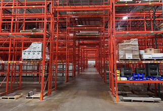 100 Quality Park Dr, Beresford, SD à louer Photo de l’immeuble– Image 1 sur 6