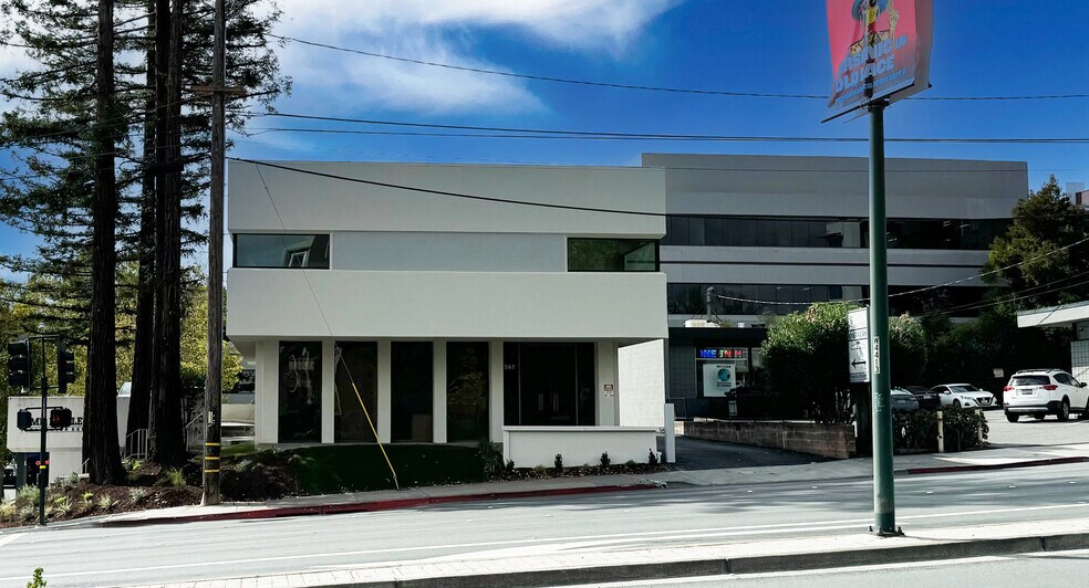 587 Ygnacio Valley Rd, Walnut Creek, CA à vendre - Photo principale – Image 1 sur 3