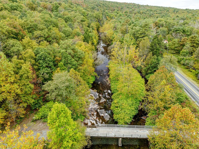 505 Timber Hill rd, Henryville, PA à vendre - Photo de l’immeuble – Image 3 sur 22