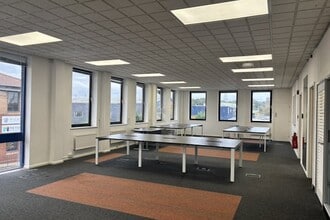 2 Stinsford Rd, Poole à louer Photo intérieure– Image 2 sur 3