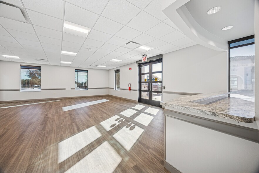 1779 E Whitestone Blvd, Cedar Park, TX à louer - Photo de l’immeuble – Image 3 sur 9