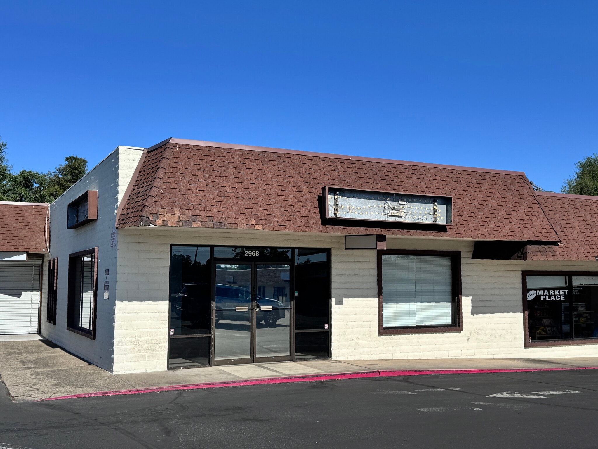 2920-2972 Churn Creek Rd, Redding, CA à louer Photo intérieure– Image 1 sur 4