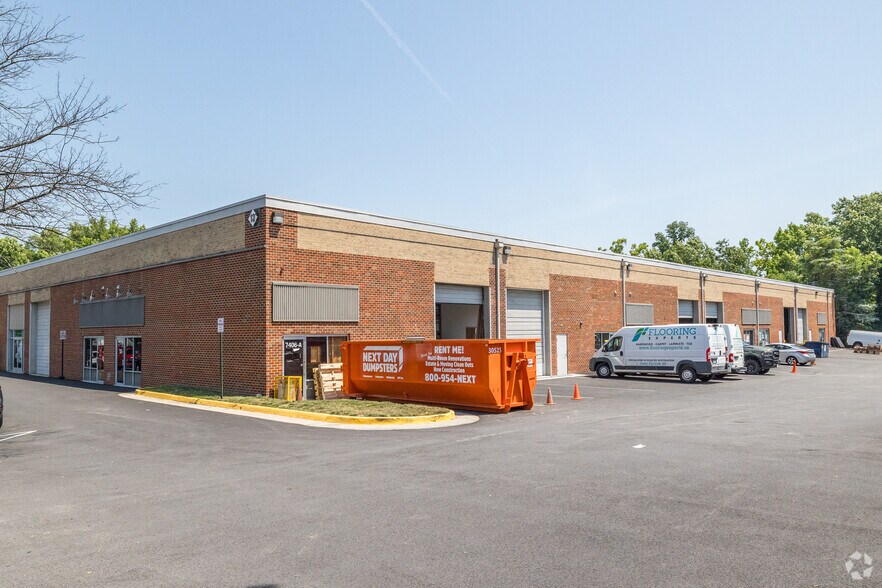 7401-7403 Lockport Pl, Lorton, VA à louer - Photo de l’immeuble – Image 3 sur 50