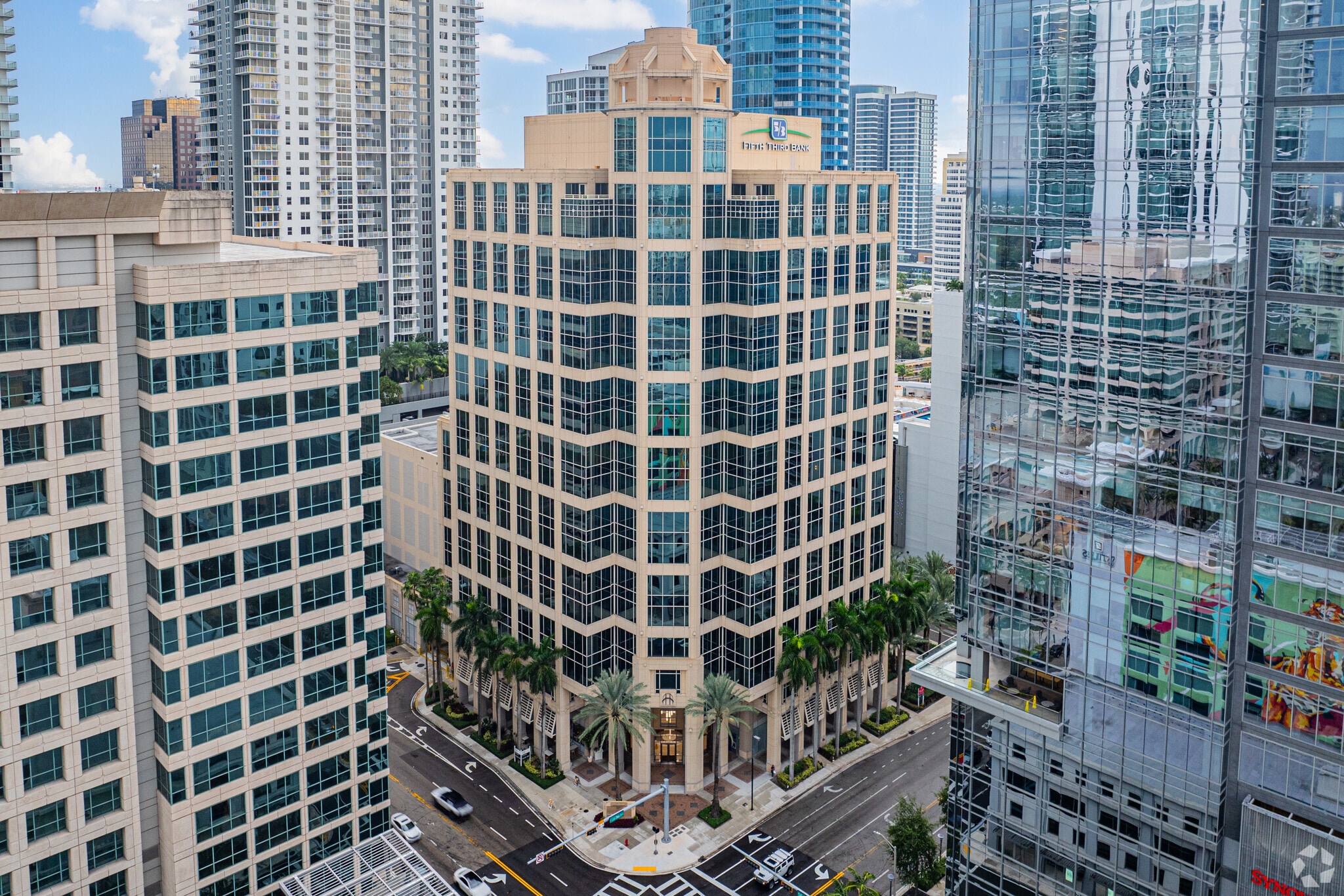 200 E Las Olas Blvd, Fort Lauderdale, FL à louer Photo principale– Image 1 sur 21