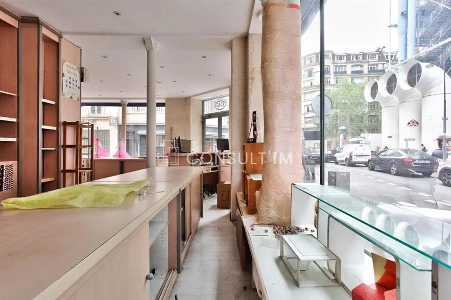Local commercial dans Paris à louer - Photo de l’immeuble – Image 2 sur 9