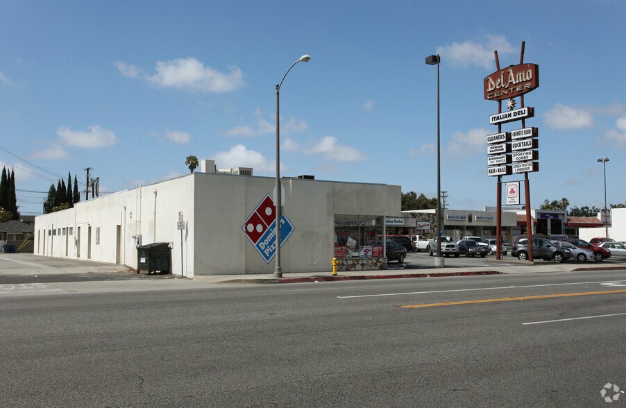 5518-5534 Del Amo Blvd, Lakewood, CA à louer - Photo de l’immeuble – Image 2 sur 4