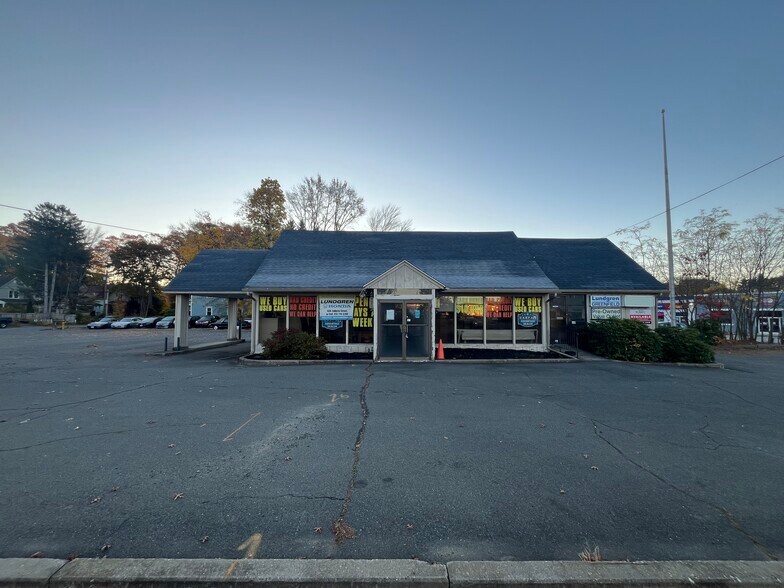 377 Federal St, Greenfield, MA à vendre - Photo de l’immeuble – Image 3 sur 8
