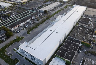 4995 NW 77th Ave, Miami, FL à louer Photo intérieure– Image 1 sur 4