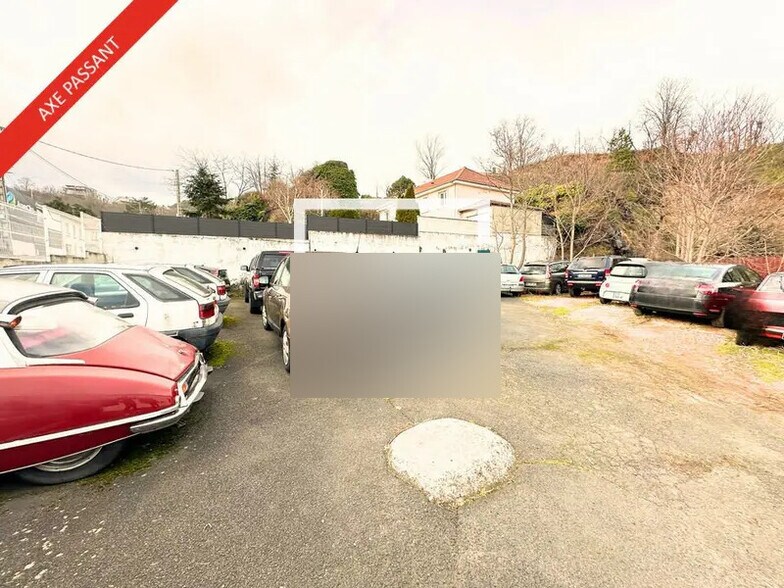 Industriel/Logistique dans Beaumont à vendre - Photo de l’immeuble – Image 3 sur 10