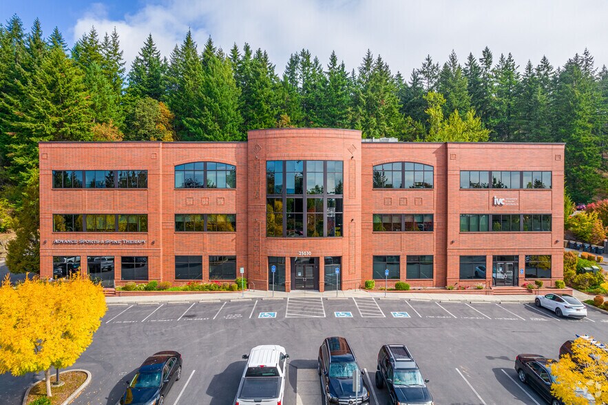 25030 SW Parkway Ave, Wilsonville, OR à louer - Photo de l’immeuble – Image 3 sur 10