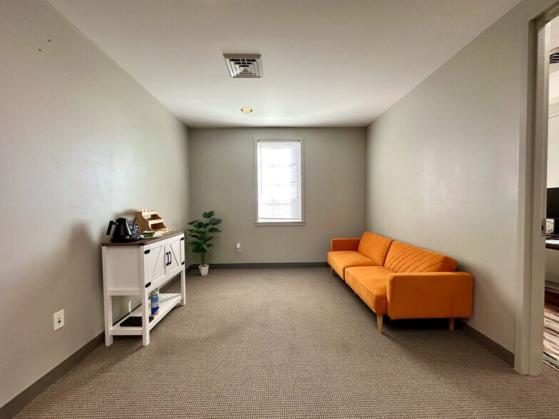 2010 S 8th St, Saint Louis, MO à louer - Photo intérieure – Image 3 sur 22