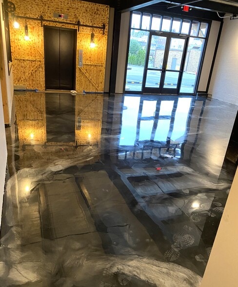 350 Kennedy Blvd, Pittston, PA à louer - Photo intérieure – Image 2 sur 10