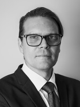Jonathan Riddell