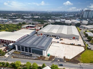 Plus de détails pour Trafford Park Rd, Manchester - Industriel/Logistique à louer