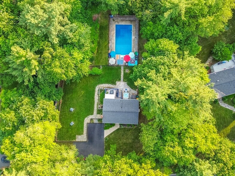 Bay Road, North Easton, MA à vendre - Photo de l’immeuble – Image 2 sur 41