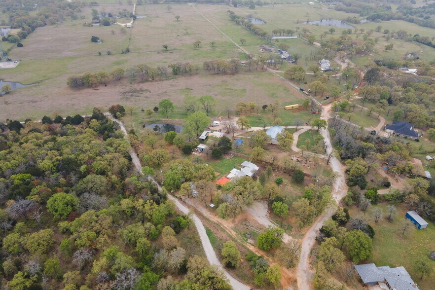 4309 Slayton Rd, Cleburne, TX à vendre - Photo de l’immeuble – Image 2 sur 3