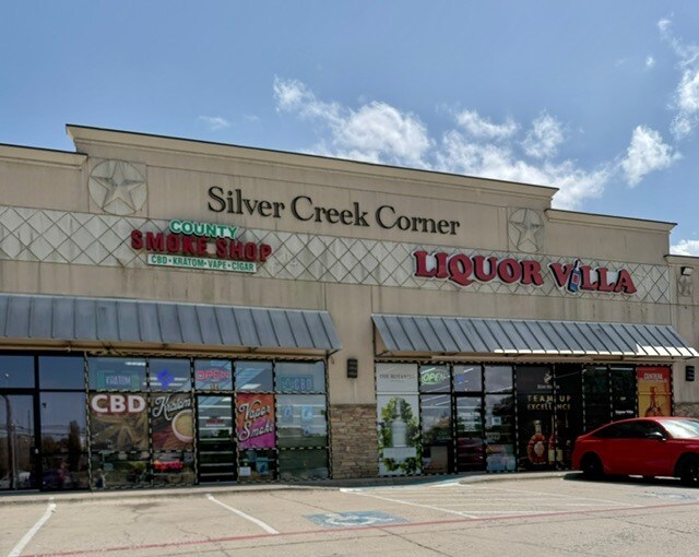 7001 Confederate Park Rd, Fort Worth, TX à vendre - Photo de l’immeuble – Image 2 sur 3