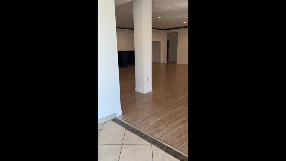 195 Russell St, Hadley, MA à louer - Vidéo sur l’annonce professionnelle – Image 3 sur 31