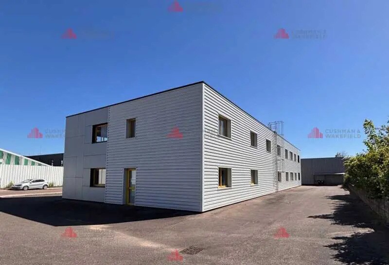 Bureau dans Quetigny à louer - Photo de l’immeuble – Image 2 sur 4