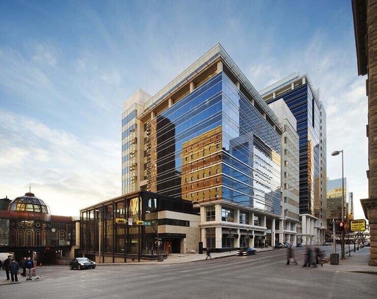 207 9th Ave SW, Calgary, AB à louer - Photo de l’immeuble – Image 2 sur 2