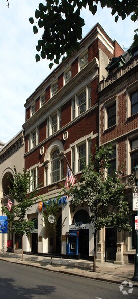 1511 Walnut St, Philadelphia, PA à louer - Photo de l’immeuble – Image 3 sur 21