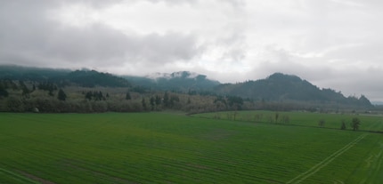 I-5 & Van Duyn Road, Coburg, OR - Vue aérienne  vue de carte - Image1