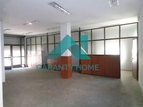 Local commercial dans Cáceres, Cáceres à louer Photo intérieure– Image 1 sur 7