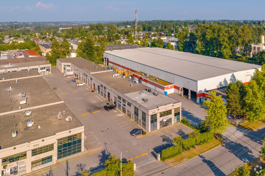 8308 130 St, Surrey, BC à vendre - Aérien – Image 2 sur 4
