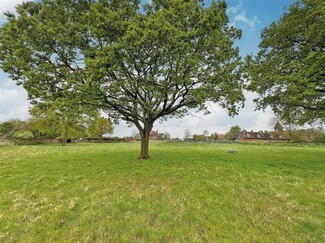 Plus de détails pour Woodlands Ln, Cobham - Terrain à vendre