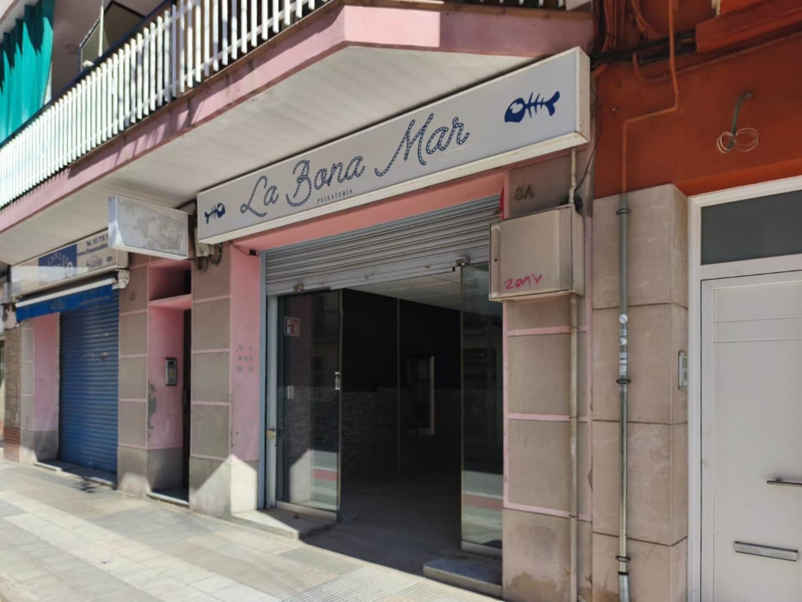 Local commercial dans Olesa de Montserrat, Barcelona à louer Photo intérieure– Image 1 sur 14