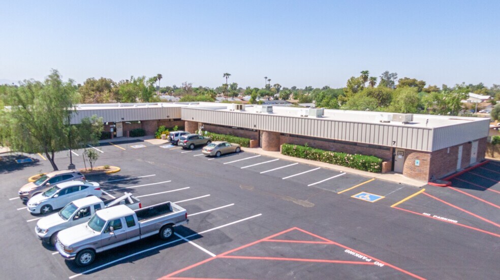 7525 E Broadway Rd, Mesa, AZ à louer - Photo de l’immeuble – Image 1 sur 22
