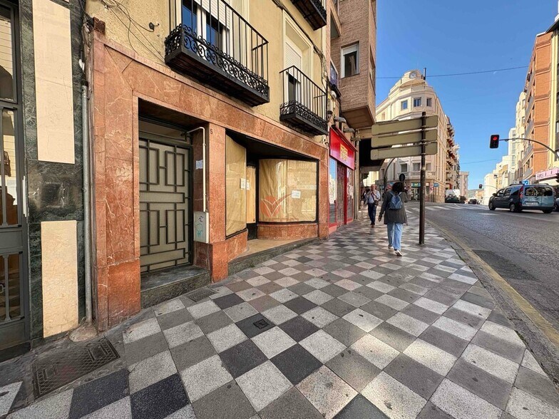 Immeuble residentiel dans Cuenca, Cuenca à vendre - Photo principale – Image 1 sur 2