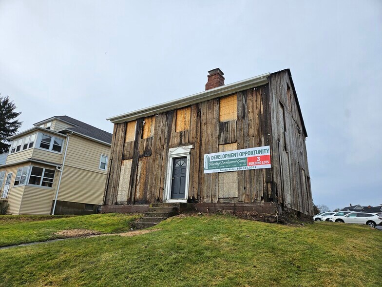 Multifamily Development Opportunity portefeuille de 3 biens à vendre sur LoopNet.fr - Photo de l’immeuble – Image 1 sur 2