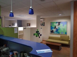 Plus de détails pour Bureau/Local commercial à louer