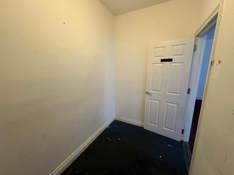 897 Wimborne Rd, Bournemouth à louer - Photo de l’immeuble – Image 3 sur 5