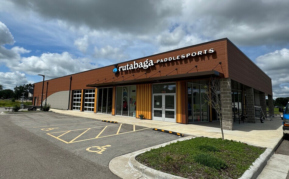 2620 Rimrock Rd, Madison, WI à vendre - Photo de l’immeuble – Image 1 sur 10