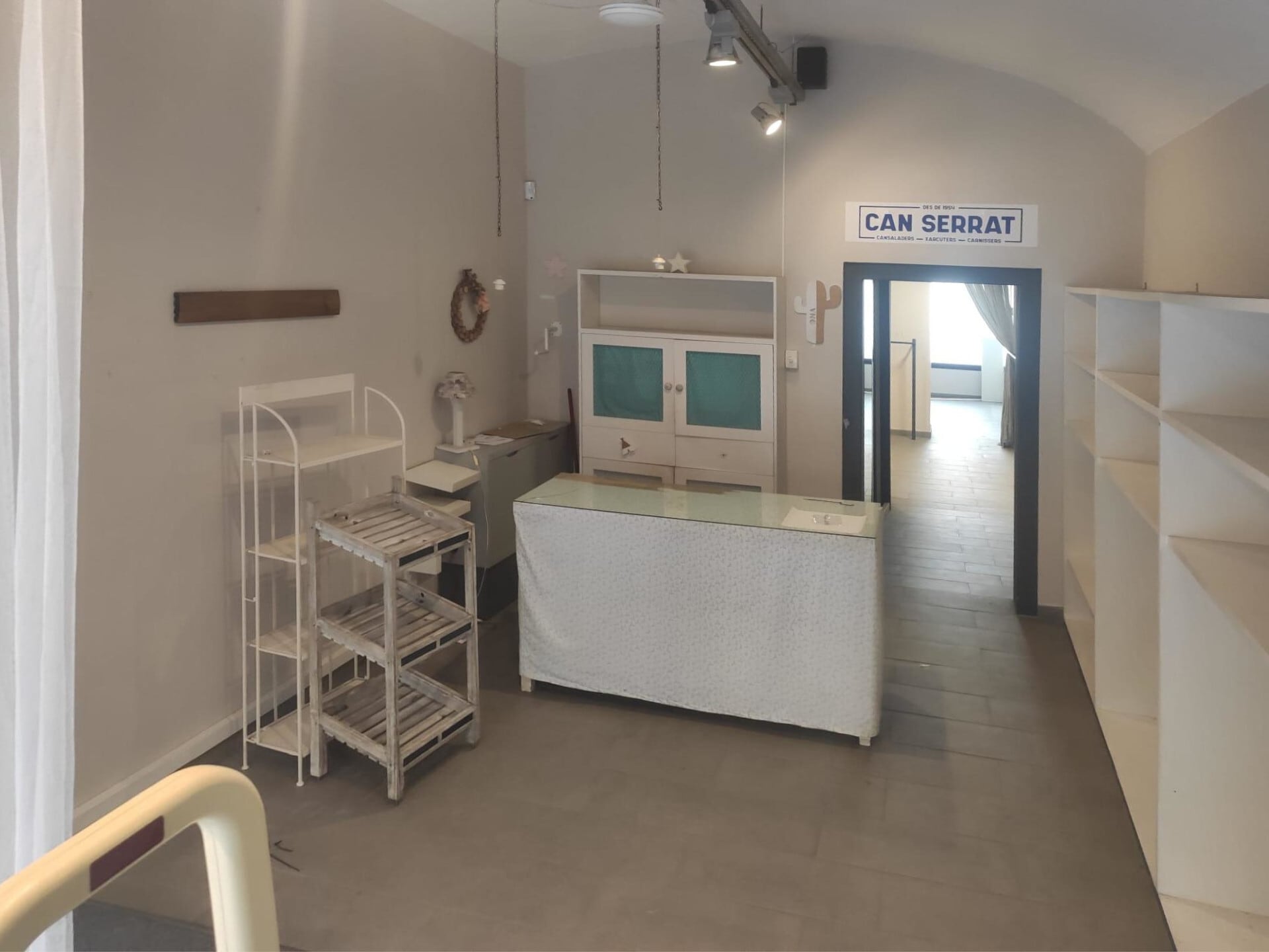 Local commercial dans Mataró, Barcelona à louer Photo intérieure– Image 1 sur 12
