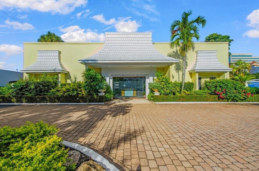 100 S Washington Blvd, Sarasota, FL à vendre - Photo de l’immeuble – Image 3 sur 17