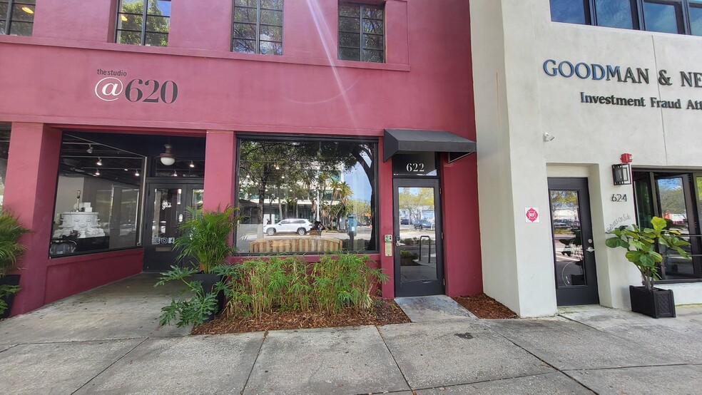 622 1st Ave S, Saint Petersburg, FL à louer - Photo de l’immeuble – Image 3 sur 3